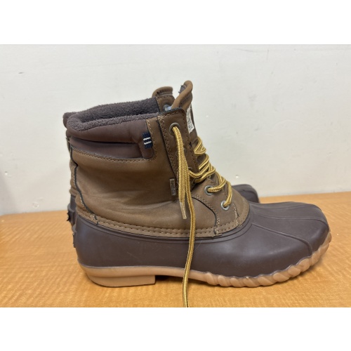 Bin15 ts Nautica men’s 9 brown boots