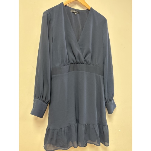 Bin15 ts Dynamite women’s large navy dress