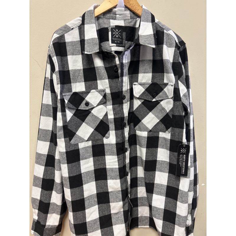 Bin94 ts New North Western men’s XL black/white checkered shirt