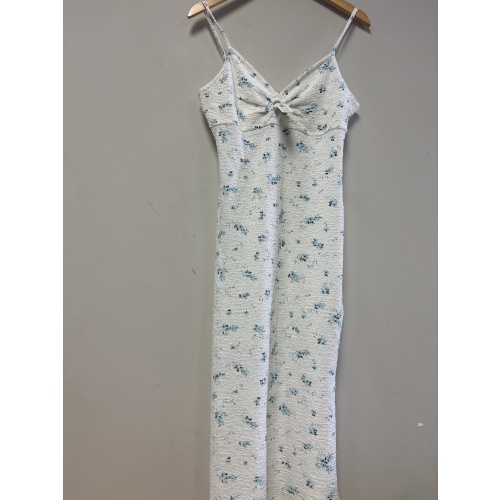 Bin72 ts New women’s medium white with blue dress