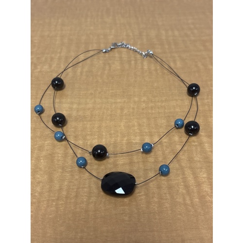 BinJ ts black/turquoise bead necklace